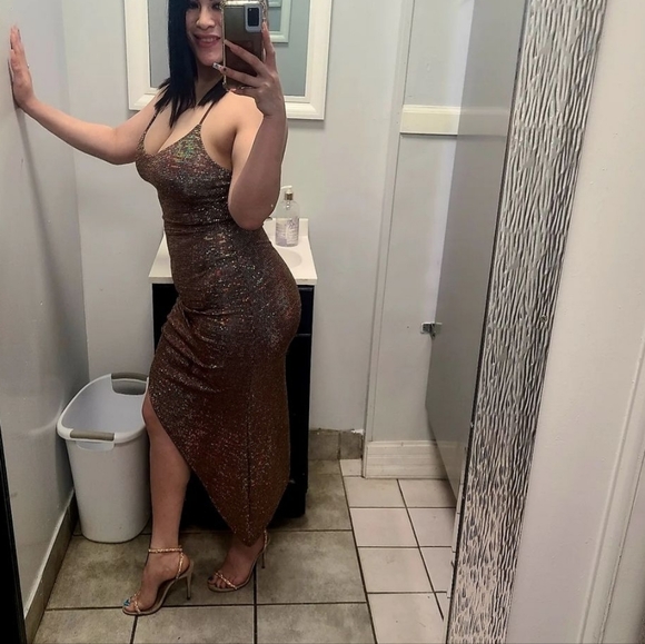 Dress - Picture 5 of 5